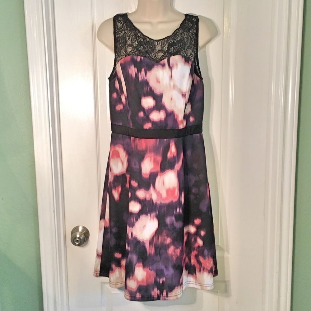 Lovely By Adrianna Papell Dress